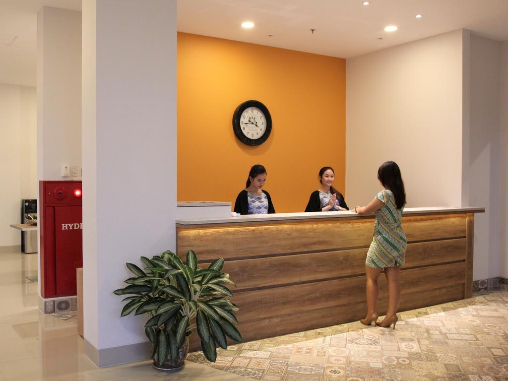 Sparks Odeon Sukabumi, Artotel Curated Exterior foto